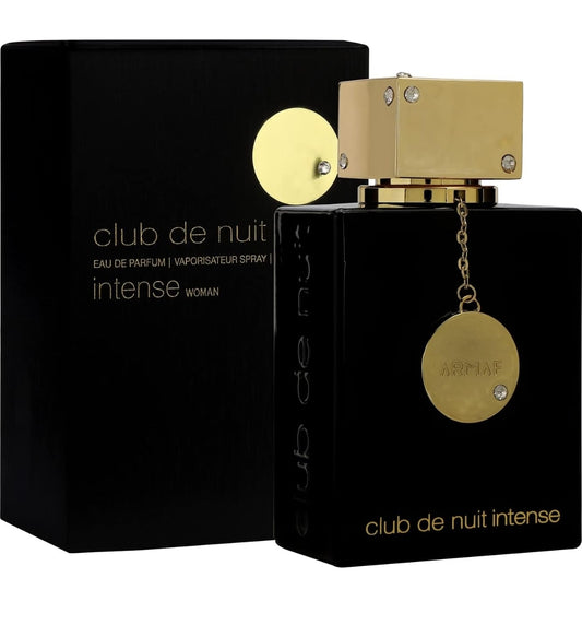 Club de nuit intense woman